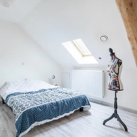 6 Bedroom Cozy In
