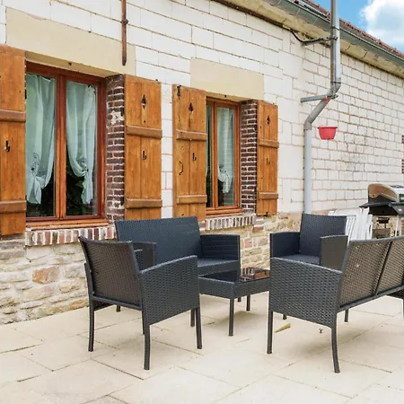 6 Bedroom Cozy In Holiday home Montigny-les-Monts